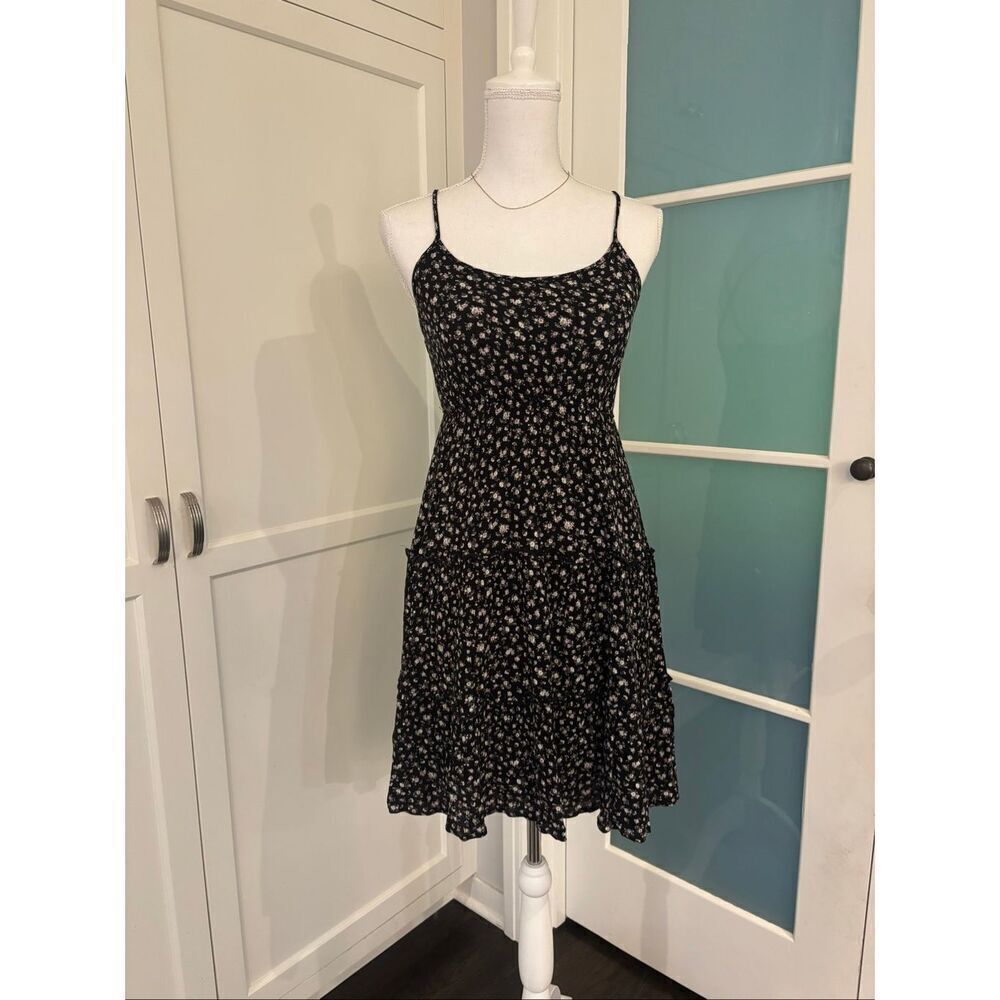 Kaileigh Women's Black Floral Ruffle Tiered Sleeveless Fit & Flare Dress Small